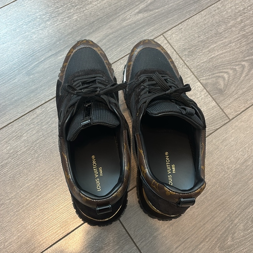Louis Vuitton Run Away Sneaker - Picture 6 of 10